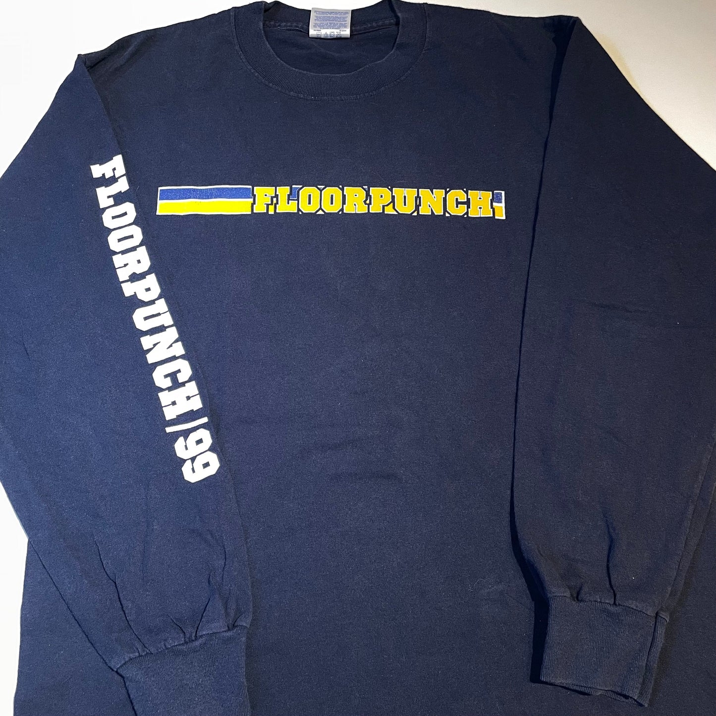 FLOORPUNCH • In our hearts • L • Longsleeve