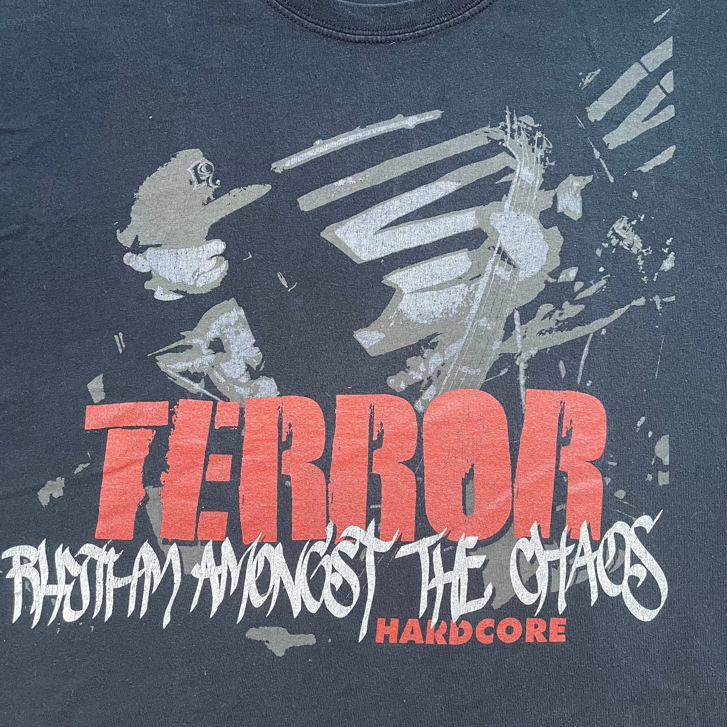 TERROR • Rhythm amongst the chaos • XL • T-Shirt